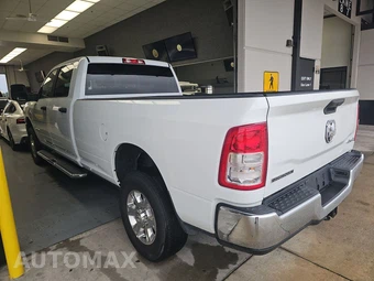2024 Ram 3500 Big Horn Crew Cab Long Bed - miniatura 6