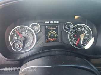 2024 Ram 3500 Big Horn Crew Cab Long Bed DRW – miniatura 12
