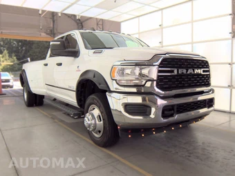 2024 Ram 3500 Big Horn Crew Cab Long Bed DRW – miniatura 3