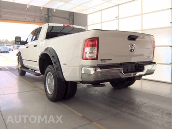 2024 Ram 3500 Big Horn Crew Cab Long Bed DRW – miniatura 6