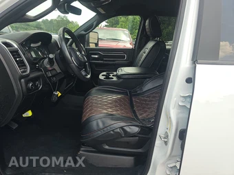 2024 Ram 3500 Big Horn Crew Cab Long Bed DRW – miniatura 7