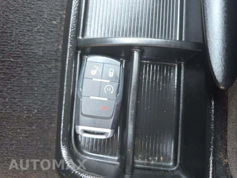 2024 Ram 3500 Big Horn Crew Cab Long Bed DRW - miniatura 8