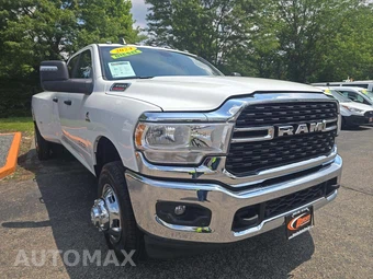 2024 Ram 3500 Big Horn Crew Cab Long Bed DRW - miniatura 4
