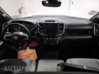 2024 Ram 3500 Big Horn Crew Cab Long Bed DRW – miniatura 11