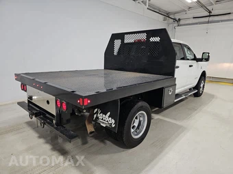 2024 Ram 3500 Big Horn Crew Cab Long Bed DRW – miniatura 4