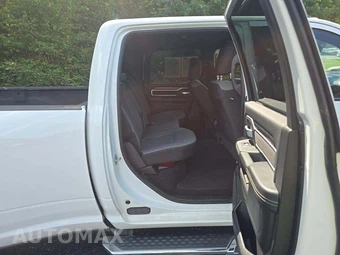 2024 Ram 3500 Big Horn Crew Cab Long Bed DRW - miniatura 13