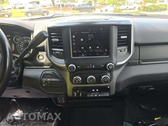 2024 Ram 3500 Big Horn Crew Cab Long Bed DRW - miniatura 7