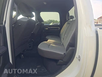 2024 Ram 3500 Big Horn Crew Cab Long Bed DRW - miniatura 13