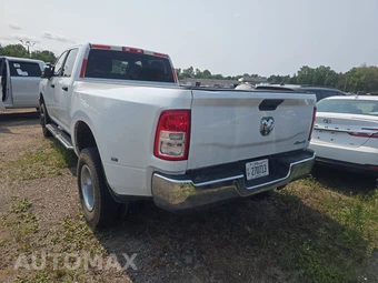 2024 Ram 3500 Big Horn Crew Cab Long Bed DRW - miniatura 6