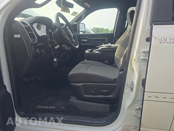2024 Ram 3500 Big Horn Crew Cab Long Bed DRW - miniatura 7