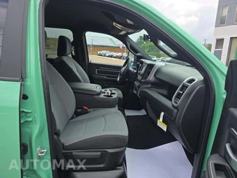 2024 Ram 3500 Big Horn Crew Cab Long Bed DRW - miniatura 15