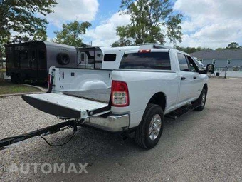 2024 Ram 3500 Big Horn Crew Cab Medium Bed – miniatura 3