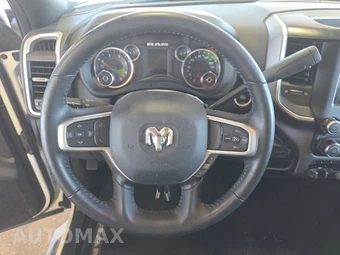 2024 Ram 3500 Big Horn Crew Cab Medium Bed – miniatura 10