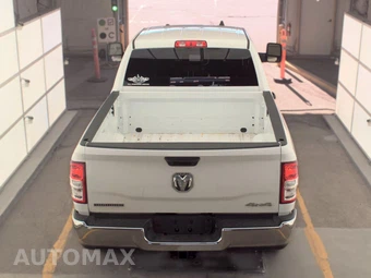 2024 Ram 3500 Big Horn Crew Cab Medium Bed – miniatura 5