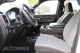 2024 Ram 3500 Cab Chassis SLT Crew Cab DRW - miniatura 16