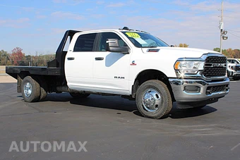 2024 Ram 3500 Cab Chassis SLT Crew Cab DRW - miniatura 2