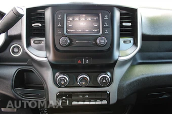 2024 Ram 3500 Cab Chassis SLT Crew Cab DRW - miniatura 23