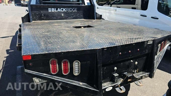2024 Ram 3500 Cab Chassis SLT Crew Cab DRW – miniatura 26