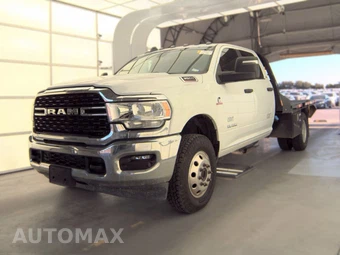 2024 Ram 3500 Cab Chassis SLT Crew Cab DRW