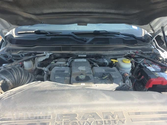 2024 Ram 3500 Cab Chassis SLT Crew Cab DRW - miniatura 15