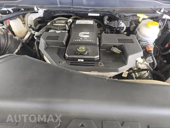 2024 Ram 3500 Cab Chassis SLT Crew Cab DRW – miniatura 15