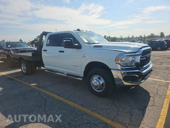 2024 Ram 3500 Cab Chassis SLT Crew Cab DRW – miniatura 3