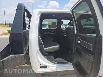 2024 Ram 3500 Cab Chassis SLT Crew Cab DRW - miniatura 15