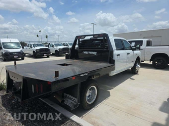 2024 Ram 3500 Cab Chassis SLT Crew Cab DRW - miniatura 3