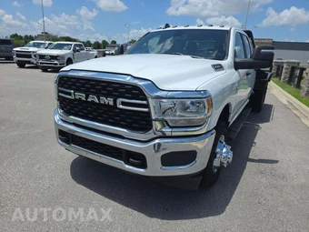 2024 Ram 3500 Cab Chassis SLT Crew Cab DRW