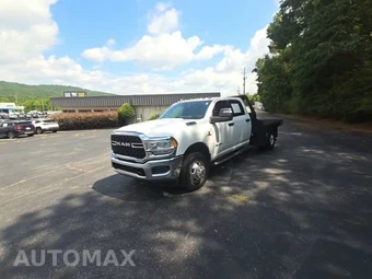 2024 Ram 3500 Cab Chassis SLT Crew Cab DRW