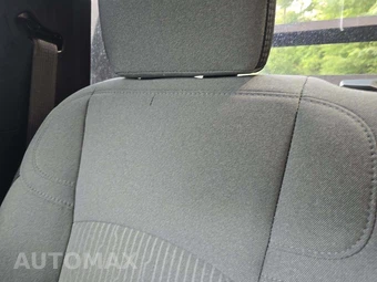 2024 Ram 3500 Cab Chassis SLT Crew Cab DRW – miniatura 17