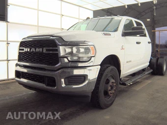 2024 Ram 3500 Cab Chassis Tradesman Crew Cab DRW