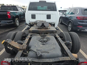 2024 Ram 3500 Cab Chassis Tradesman Crew Cab DRW - miniatura 16