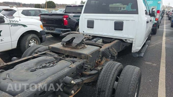 2024 Ram 3500 Cab Chassis Tradesman Crew Cab DRW - miniatura 19