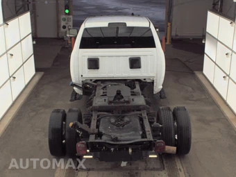2024 Ram 3500 Cab Chassis Tradesman Crew Cab DRW - miniatura 5