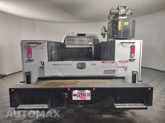 2024 Ram 3500 Cab Chassis Tradesman Crew Cab DRW - miniatura 7