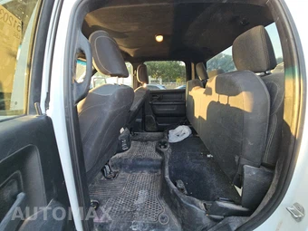 2024 Ram 3500 Cab Chassis Tradesman Crew Cab DRW - miniatura 13