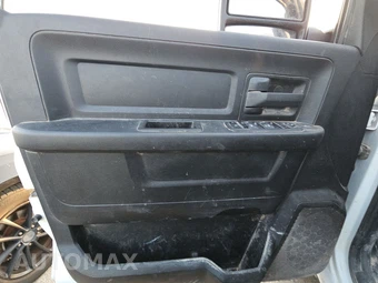 2024 Ram 3500 Cab Chassis Tradesman Crew Cab DRW - miniatura 9
