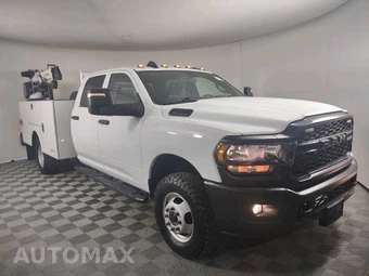 2024 Ram 3500 Cab Chassis Tradesman Crew Cab DRW - car from the USA, Manheim Buy-Now listing at AUTOMAX