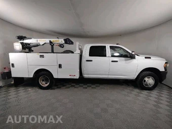 2024 Ram 3500 Cab Chassis Tradesman Crew Cab DRW - miniatura 10