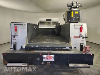 2024 Ram 3500 Cab Chassis Tradesman Crew Cab DRW - miniatura 8
