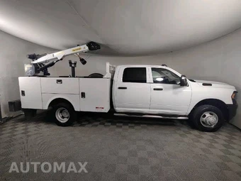 2024 Ram 3500 Cab Chassis Tradesman Crew Cab DRW - miniatura 9