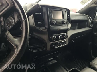 2024 Ram 3500 Cab Chassis Tradesman Crew Cab DRW – miniatura 11