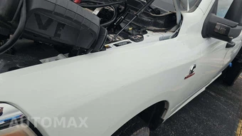 2024 Ram 3500 Cab Chassis Tradesman Crew Cab DRW – miniatura 23