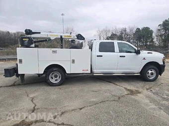 2024 Ram 3500 Cab Chassis Tradesman Crew Cab DRW - miniatura 11