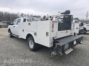 2024 Ram 3500 Cab Chassis Tradesman Crew Cab DRW - miniatura 7