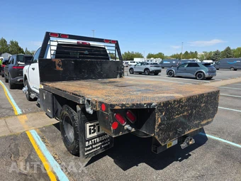2024 Ram 3500 Cab Chassis Tradesman Crew Cab DRW – miniatura 6