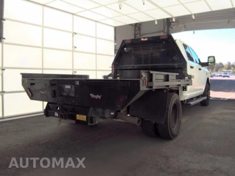 2024 Ram 3500 Cab Chassis Tradesman Crew Cab DRW - miniatura 4