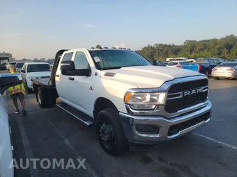 2024 Ram 3500 Cab Chassis Tradesman Crew Cab DRW - miniatura 3