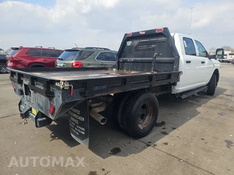 2024 Ram 3500 Cab Chassis Tradesman Crew Cab DRW - miniatura 4